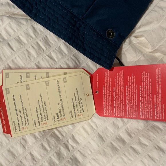 The North Face Men’s Gotham III Waterproof Jacket In Blue Wing Teal - Picture 16 of 16